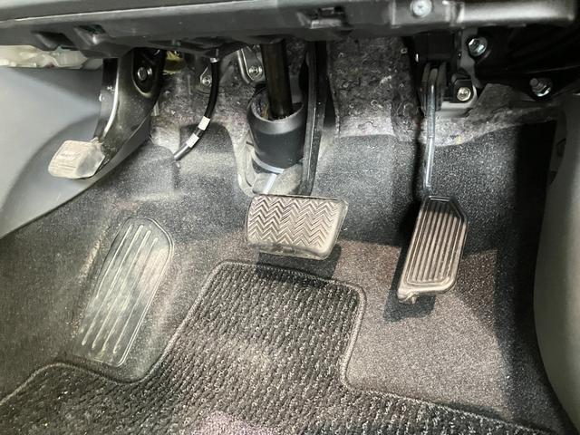 プリウスアルファＳ　Ｌセレクション　ワンセグナビ　バックカメラ　車検整備付スマートキー　オートエアコン　ワンセグナビ　ドラレコ　バックカメラ　ＥＴＣ車載器（滋賀県）の中古車