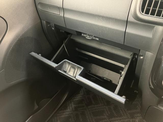 タントカスタムＸスペシャル　フルセグナビ　左側電動スライドドアＨＩＤヘッドライト　スマートキー　ベンチシート　オートエアコン　フルセグナビ　ＤＶＤ　Ｂｌｕｅｔｏｏｔｈ　ＵＳＢ　左側電動スライドドア（滋賀県）の中古車