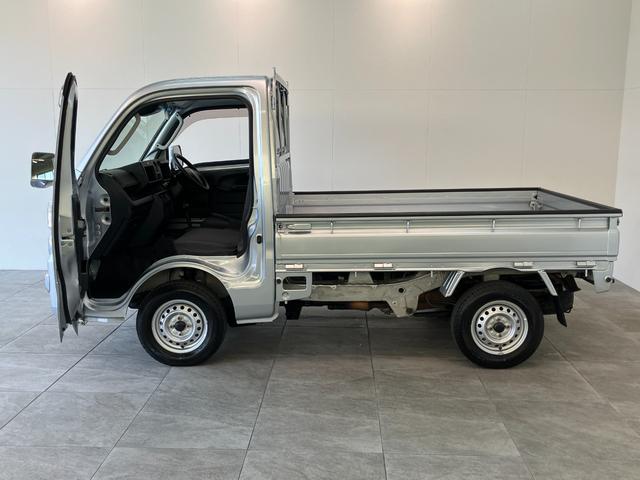 ハイゼットトラックエクストラＳＡ３ｔ　４ＷＤ　ＡＴ　リヤ４枚リーフスプリング４ＷＤ　ＡＴ　衝突被害軽減ブレーキ　リヤ４枚リーフスプリング　ストロング防錆　ＬＥＤヘッドライト　パワーウインドウ　キーレスエントリー　マニュアルエアコン　マニュアルレベリング　車検整備付（滋賀県）の中古車