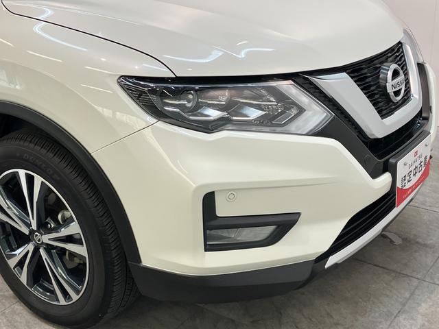 エクストレイル２０Ｘｉ　４ＷＤ　フルセグナビ　Ｐカメラ　プロパイロット追突被害軽減ブレーキ　コーナーセンサー　ＬＥＤ　スマートキー　シートヒーター　電動リヤハッチ　プロパイロット　フルセグナビ　ＤＶＤ　Ｂｌｕｅｔｏｏｔｈ　パノラマカメラ　ドラレコ（滋賀県）の中古車