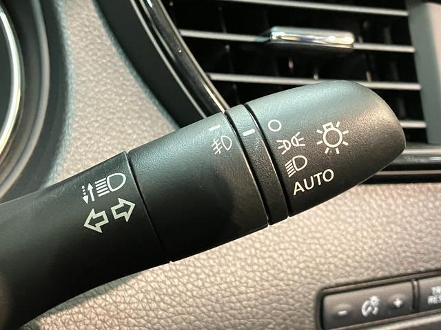 エクストレイル２０Ｘｉ　４ＷＤ　フルセグナビ　Ｐカメラ　プロパイロット追突被害軽減ブレーキ　コーナーセンサー　ＬＥＤ　スマートキー　シートヒーター　電動リヤハッチ　プロパイロット　フルセグナビ　ＤＶＤ　Ｂｌｕｅｔｏｏｔｈ　パノラマカメラ　ドラレコ（滋賀県）の中古車