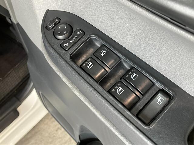 タントスローパーＸ　ナビ　左側電動スライドドア車いす乗降車　追突被害軽減ブレーキ　コーナーセンサー」　ＬＥＤ　スマートキー　左側電動スライドドア　前席シートヒーター　ナビ　Ｂｌｕｅｔｏｏｔｈ（滋賀県）の中古車