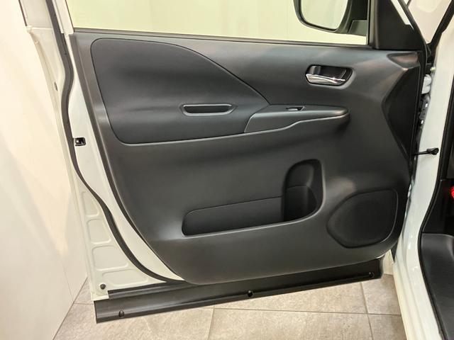 セレナハイウェイスターＶセレクション２　９型ナビ　プロパイロット追突被害軽減ブレーキ　コーナーセンサー　ＬＥＤ　スマートキー　両側電動スライドドア　レーダークルーズコントロール　プロパイロット　９型ナビ　フリップダウンモニター　パノラマカメラ　駐車支援システム（滋賀県）の中古車