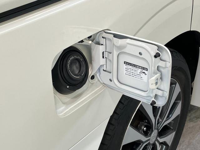 セレナハイウェイスターＶセレクション２　９型ナビ　プロパイロット追突被害軽減ブレーキ　コーナーセンサー　ＬＥＤ　スマートキー　両側電動スライドドア　レーダークルーズコントロール　プロパイロット　９型ナビ　フリップダウンモニター　パノラマカメラ　駐車支援システム（滋賀県）の中古車
