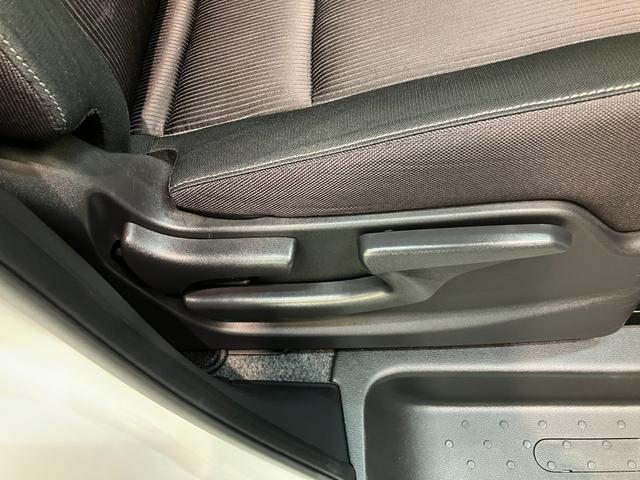 セレナハイウェイスターＶセレクション２　９型ナビ　プロパイロット追突被害軽減ブレーキ　コーナーセンサー　ＬＥＤ　スマートキー　両側電動スライドドア　レーダークルーズコントロール　プロパイロット　９型ナビ　フリップダウンモニター　パノラマカメラ　駐車支援システム（滋賀県）の中古車