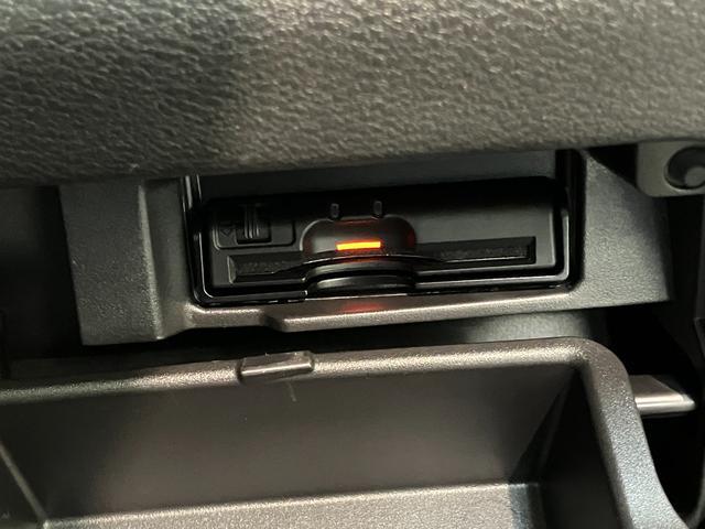 セレナハイウェイスターＶセレクション２　９型ナビ　プロパイロット追突被害軽減ブレーキ　コーナーセンサー　ＬＥＤ　スマートキー　両側電動スライドドア　レーダークルーズコントロール　プロパイロット　９型ナビ　フリップダウンモニター　パノラマカメラ　駐車支援システム（滋賀県）の中古車