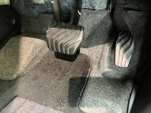 セレナハイウェイスターＶセレクション２　９型ナビ　プロパイロット追突被害軽減ブレーキ　コーナーセンサー　ＬＥＤ　スマートキー　両側電動スライドドア　レーダークルーズコントロール　プロパイロット　９型ナビ　フリップダウンモニター　パノラマカメラ　駐車支援システム（滋賀県）の中古車