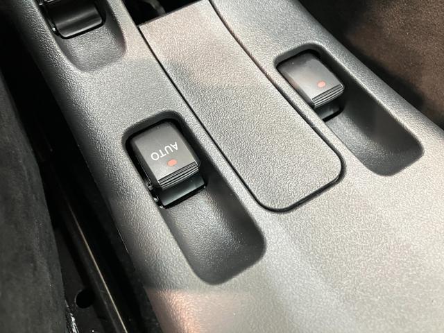 コペンＧＲスポーツ　フルセグナビ　バックカメラ　ＨＫＳマフラーＧＲ専用サスペンション　ＢＢＳアルミ　レカロシート　ＭＯＭＯステ　ＨＫＳマフラー　フルセグナビ　ＤＶＤ　Ｂｌｕｅｔｏｏｔｈ　ＵＳＢ　ＣＤ録音　バックカメラ　ナビ連動ドラレコ（滋賀県）の中古車