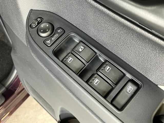 タントＸ　届出済未使用車　左側電動スライドドア　前席シートヒーター追突被害軽減ブレーキ　スマアシ　コーナーセンサー　ＬＥＤ　スマートキー　左側電動スライドドア　前席シートヒーター　オートエアコン　ナビ取付時用バックカメラ（滋賀県）の中古車