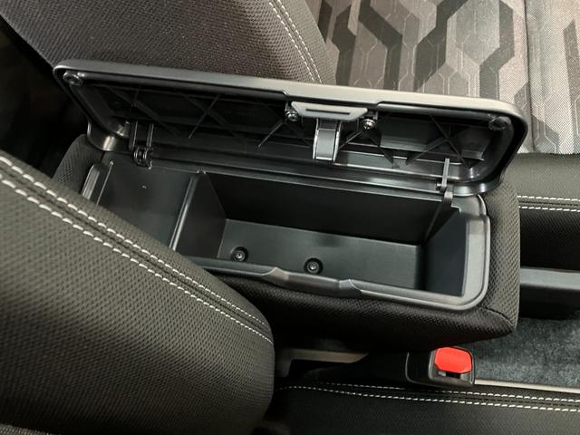 タフトＧクロムベンチャー　届出済未使用車　前席シートヒーター追突被害軽減ブレーキ　スマアシ　コーナーセンサー　ＬＥＤ　スマートキー　前席シートヒーター　オートエアコン　ナビ取付時用バックカメラ（滋賀県）の中古車