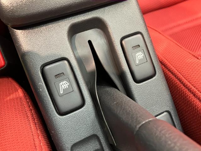 コペンセロ　５ＭＴ車　走行１万７千キロ弱　ドラレコ電動オープンルーフ　ＬＥＤライト　エクスプレイ仕様アルミ　スマートキー　シートヒーター　ポータブルナビ　ドラレコ（滋賀県）の中古車