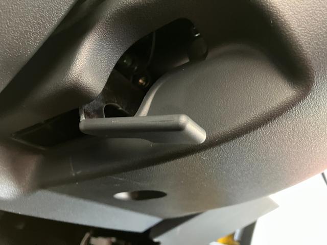 コペンセロ　５ＭＴ車　走行１万７千キロ弱　ドラレコ電動オープンルーフ　ＬＥＤライト　エクスプレイ仕様アルミ　スマートキー　シートヒーター　ポータブルナビ　ドラレコ（滋賀県）の中古車