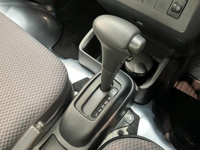ハイゼットトラックＥＸＴ　４ＷＤ　ＡＴ車　キーレス　走行２万４千キロ弱キーレス　荷台作業灯　パートタイム４ＷＤ　パワーウインドウ　ＣＤステレオ　リヤ４枚リーフスプリング（滋賀県）の中古車