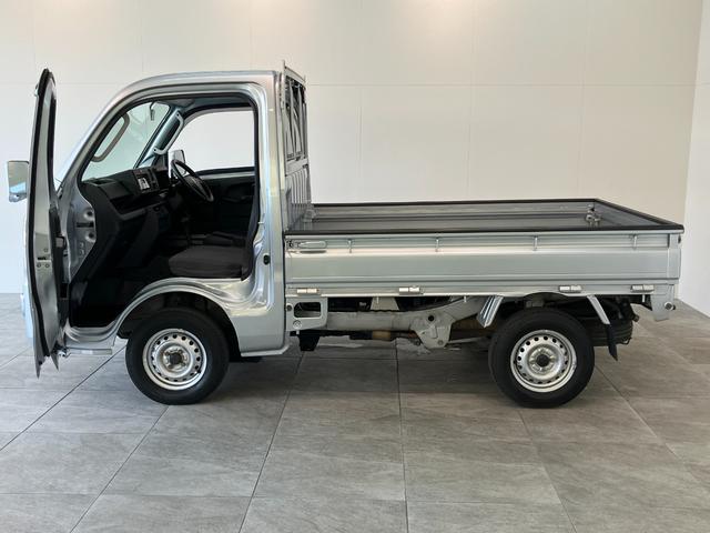 ハイゼットトラックＥＸＴ　４ＷＤ　ＡＴ車　キーレス　走行２万４千キロ弱キーレス　荷台作業灯　パートタイム４ＷＤ　パワーウインドウ　ＣＤステレオ　リヤ４枚リーフスプリング（滋賀県）の中古車