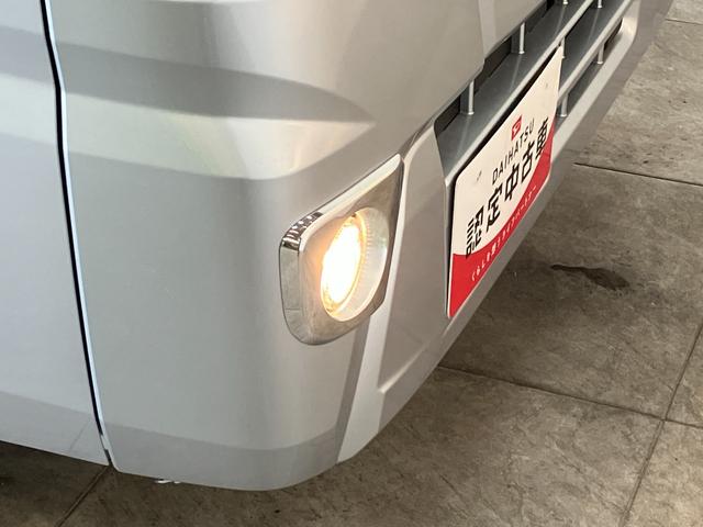 ハイゼットトラックＥＸＴ　４ＷＤ　ＡＴ車　キーレス　走行２万４千キロ弱キーレス　荷台作業灯　パートタイム４ＷＤ　パワーウインドウ　ＣＤステレオ　リヤ４枚リーフスプリング（滋賀県）の中古車