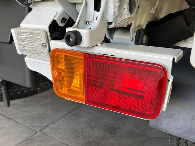 ハイゼットトラックローダンプ　４ＷＤ　ＡＴ車　走行３千キロ弱追突被害軽減ブレーキ　スマアシ３ｔ　キーレス　パワーウインドウ　荷台作業灯　ＣＤステレオ　電動ダンプ　リヤ４枚リーフスプリング（滋賀県）の中古車