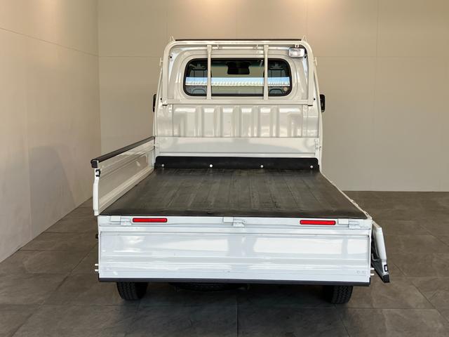 ハイゼットトラックローダンプ　４ＷＤ　ＡＴ車　走行３千キロ弱追突被害軽減ブレーキ　スマアシ３ｔ　キーレス　パワーウインドウ　荷台作業灯　ＣＤステレオ　電動ダンプ　リヤ４枚リーフスプリング（滋賀県）の中古車