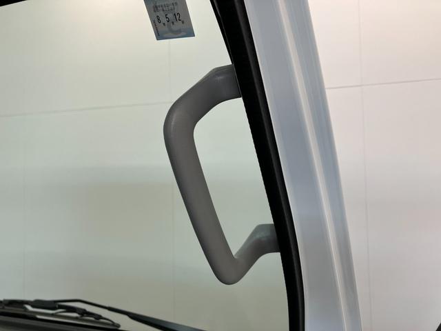 ミニキャブトラックＭ　走行５千キロ弱　２ＷＤ　ＡＴ車エアコン　パワステ　２ＷＤ　３ＡＴ車（滋賀県）の中古車