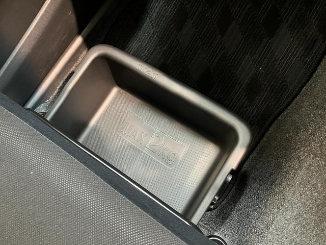 ムーヴカスタムＧ　スマートキー　ＨＩＤライト　走行４万６千キロ弱スマートキー　ＨＩＤライト　純正アルミ　ベンチシート　オートエアコン　ＣＤステレオ（滋賀県）の中古車