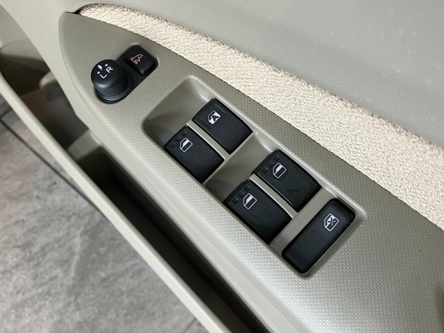 ムーヴＸリミテッド　スマートキー　車検整備付スマートキー　オートエアコン　ベンチシート　エコアイドル（滋賀県）の中古車