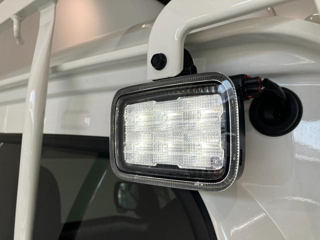 ハイゼットトラックジャンボエクストラ　４ＷＤ　ＬＥＤヘッドライト　スマートキー衝突被害軽減ブレーキ　コーナーセンサー　電子制御式４ＷＤ　ＣＶＴ　ＬＥＤヘッドライト　オートライト　スマートキー　スーパーデフロック　パワーウインドウ　マニュアルエアコン　エコアイドル（滋賀県）の中古車