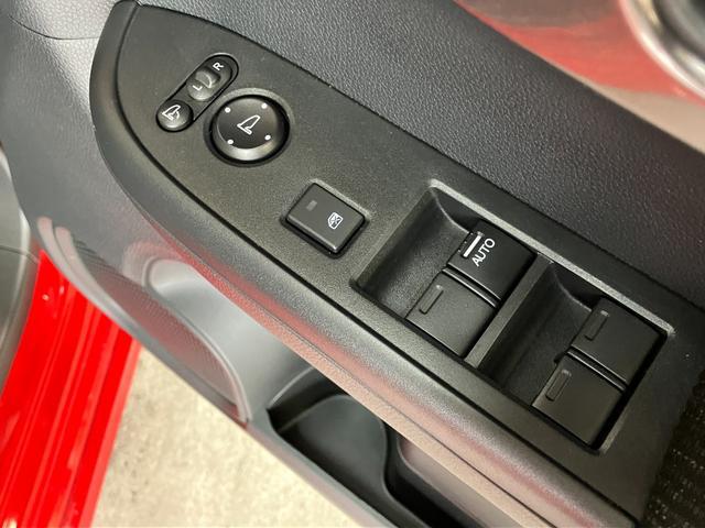Ｎ−ＷＧＮカスタムＬターボホンダセンシング　４ＷＤ　フルセグナビ　バックカメラ追突被害軽減ブレーキ　コーナーセンサー　ＬＥＤ　スマートキー　クルーズコントロール　前席シートヒーター　フルセグナビ　ＤＶＤ　Ｂｌｕｅｔｏｏｔｈ　ＵＳＢ　バックカメラ　前後ドラレコ（滋賀県）の中古車