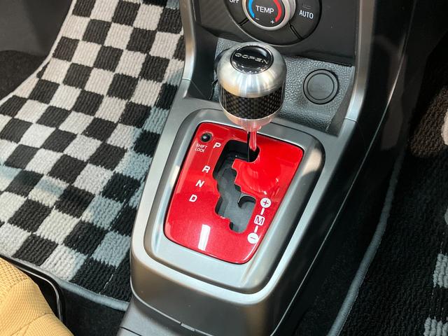 コペンセロ　フルセグナビ　バックカメラ　車検整備付電動オープンルーフ　エクスプレイ仕様アルミ　シートヒーター　フルセグナビ　ＤＶＤ　Ｂｌｕｅｔｏｏｔｈ　ＵＳＢ　バックカメラ　スマートキー（滋賀県）の中古車