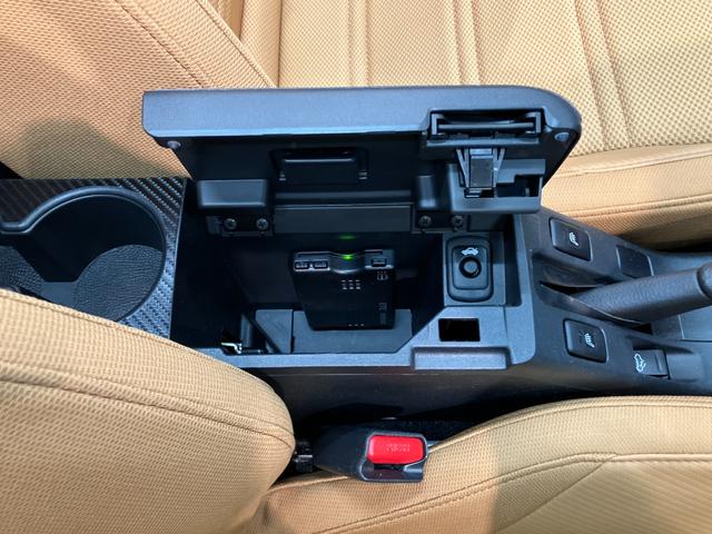 コペンセロ　フルセグナビ　バックカメラ　車検整備付電動オープンルーフ　エクスプレイ仕様アルミ　シートヒーター　フルセグナビ　ＤＶＤ　Ｂｌｕｅｔｏｏｔｈ　ＵＳＢ　バックカメラ　スマートキー（滋賀県）の中古車