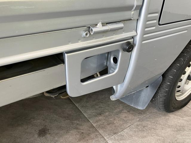 ハイゼットトラックエアコン・パワステスペシャルＶＳ　４ＷＤ　走行２万６千キロ荷台作業灯　パートタイム４ＷＤ　エアコン　パワステ　ＡＭ／ＦＭステレオ（滋賀県）の中古車