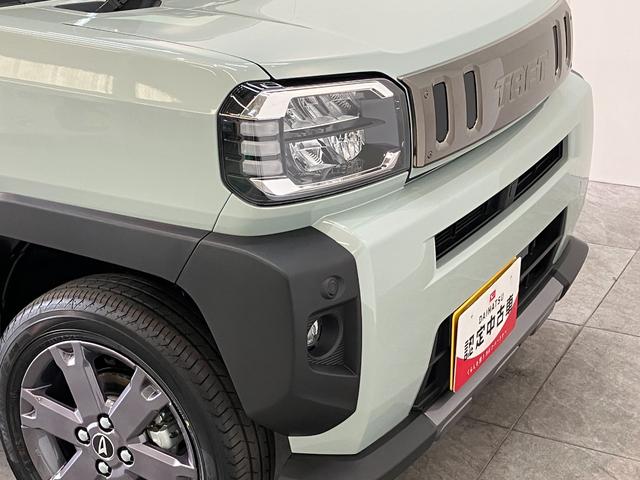 タフトＧ　ダーククロムベンチャー　届出済未使用車　シートヒーター衝突被害軽減ブレーキ　コーナーセンサー　バックカメラ（ナビ装着時用）　前席シートヒーター　電動パーキングブレーキ　ＬＥＤヘッドライト　オートライト　オートエアコン　スマートキー　エコアイドル（滋賀県）の中古車