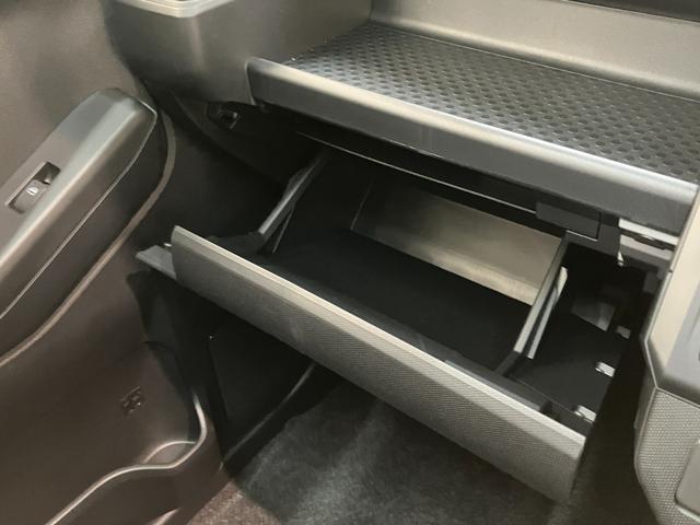タフトＧ　ダーククロムベンチャー　届出済未使用車　シートヒーター衝突被害軽減ブレーキ　コーナーセンサー　バックカメラ（ナビ装着時用）　前席シートヒーター　電動パーキングブレーキ　ＬＥＤヘッドライト　オートライト　オートエアコン　スマートキー　エコアイドル（滋賀県）の中古車