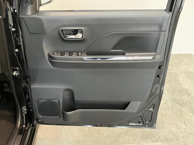 タントカスタムＲＳ　ターボ　前席シートヒーター　届出済未使用車衝突被害軽減ブレーキ　コーナーセンサー　バックカメラ（ナビ装着時用）　両側電動スライドドア　前席シートヒーター　電動パーキングブレーキ　ＬＥＤ　オートライト　オートエアコン　スマートキー　エコアイドル（滋賀県）の中古車