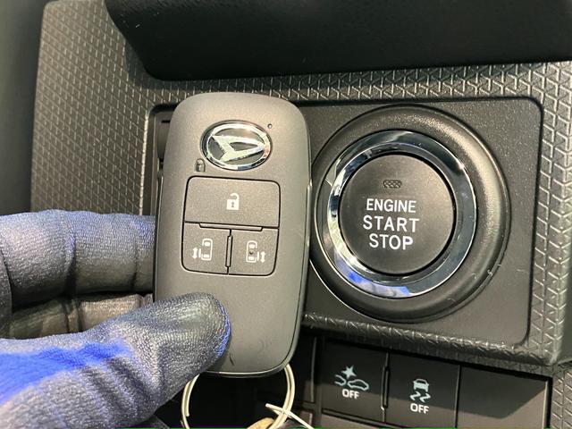 タントカスタムＲＳ　ターボ　前席シートヒーター　届出済未使用車衝突被害軽減ブレーキ　コーナーセンサー　バックカメラ（ナビ装着時用）　両側電動スライドドア　前席シートヒーター　電動パーキングブレーキ　ＬＥＤ　オートライト　オートエアコン　スマートキー　エコアイドル（滋賀県）の中古車