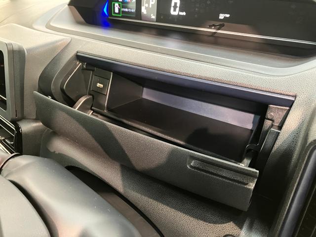 タントカスタムＲＳ　ターボ　前席シートヒーター　届出済未使用車衝突被害軽減ブレーキ　コーナーセンサー　バックカメラ（ナビ装着時用）　両側電動スライドドア　前席シートヒーター　電動パーキングブレーキ　ＬＥＤ　オートライト　オートエアコン　スマートキー　エコアイドル（滋賀県）の中古車