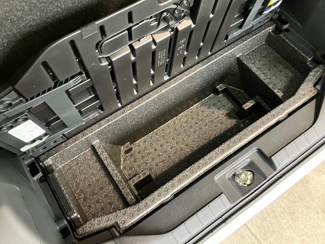 タントＸ　左側電動スライドドア　前席シートヒーター　届出済未使用車衝突被害軽減ブレーキ　コーナーセンサー　バックカメラ（ナビ装着時用）　左側電動スライドドア　前席シートヒーター　電動パーキングブレーキ　ＬＥＤ　オートライト　オートエアコン　スマートキー　エコアイドル（滋賀県）の中古車