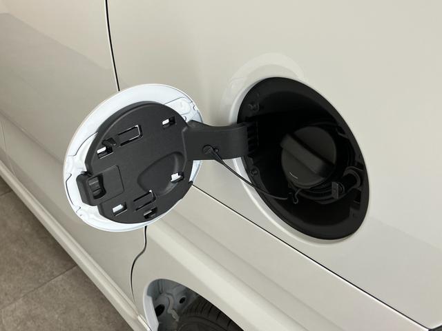 タントカスタムＸ　届出済未使用車　両側電動スライドドア追突被害軽減ブレーキ　スマアシ　コーナーセンサー　ＬＥＤ　スマートキー　両側電動スライドドア　前席シートヒーター　オートエアコン　ナビ取付時用バックカメラ（滋賀県）の中古車