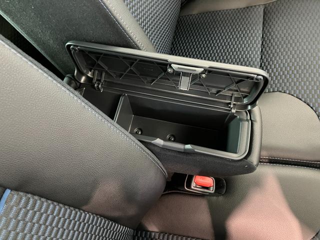 タントカスタムＸ　届出済未使用車　両側電動スライドドア追突被害軽減ブレーキ　スマアシ　コーナーセンサー　ＬＥＤ　スマートキー　両側電動スライドドア　前席シートヒーター　オートエアコン　ナビ取付時用バックカメラ（滋賀県）の中古車