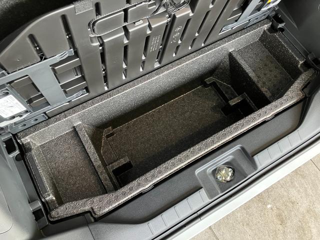 タントカスタムＸ　届出済未使用車　両側電動スライドドア追突被害軽減ブレーキ　スマアシ　コーナーセンサー　ＬＥＤ　スマートキー　両側電動スライドドア　前席シートヒーター　オートエアコン　ナビ取付時用バックカメラ（滋賀県）の中古車