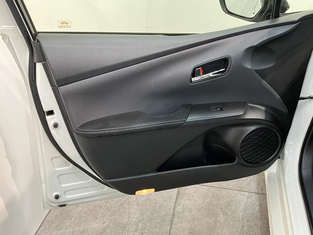 プリウスＰＨＶＳ　ＧＲスポーツ　９型ナビ　バックカメラ　車検整備付追突被害軽減ブレーキ　ＴＳＳ　ＬＥＤ　スマートキー　クルーズコントロール　前席シートヒーター　９インチフルセグナビ　ＤＶＤ　Ｂｌｕｅｔｏｏｔｈ　バックカメラ（滋賀県）の中古車