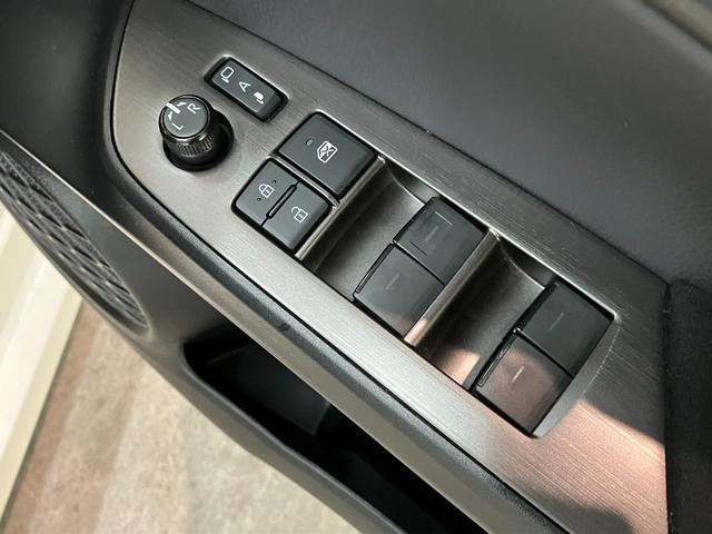 プリウスＰＨＶＳ　ＧＲスポーツ　９型ナビ　バックカメラ　車検整備付追突被害軽減ブレーキ　ＴＳＳ　ＬＥＤ　スマートキー　クルーズコントロール　前席シートヒーター　９インチフルセグナビ　ＤＶＤ　Ｂｌｕｅｔｏｏｔｈ　バックカメラ（滋賀県）の中古車