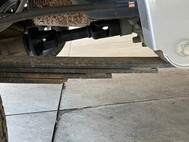 ハイゼットトラックジャンボ　４ＷＤ　ＡＴ車　走行２万６千キロ　車検整備付パートタイム４ＷＤ　荷台作業灯　キーレス　パワーウインドウ　ＡＴ車　エアコン　パワステ　リヤ４枚リーフスプリング　ＣＤステレオ（滋賀県）の中古車