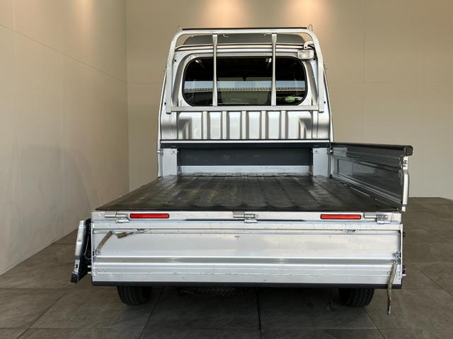 ハイゼットトラックジャンボ　４ＷＤ　ＡＴ車　走行２万６千キロ　車検整備付パートタイム４ＷＤ　荷台作業灯　キーレス　パワーウインドウ　ＡＴ車　エアコン　パワステ　リヤ４枚リーフスプリング　ＣＤステレオ（滋賀県）の中古車