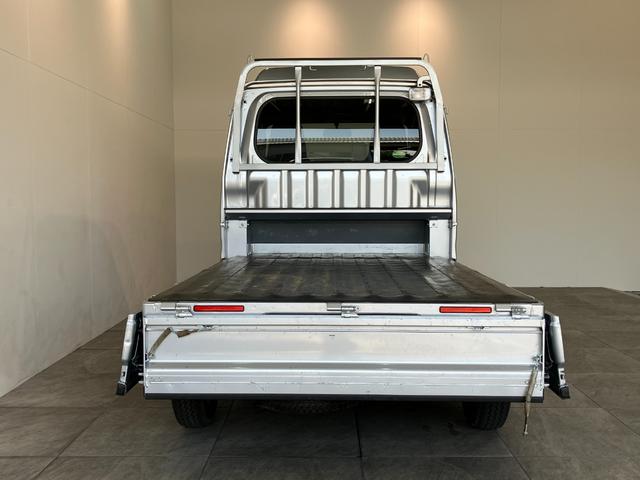 ハイゼットトラックジャンボ　４ＷＤ　ＡＴ車　走行２万６千キロ　車検整備付パートタイム４ＷＤ　荷台作業灯　キーレス　パワーウインドウ　ＡＴ車　エアコン　パワステ　リヤ４枚リーフスプリング　ＣＤステレオ（滋賀県）の中古車