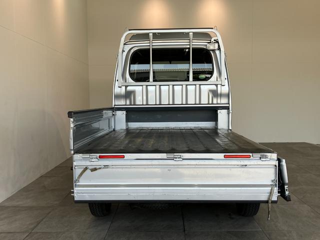 ハイゼットトラックジャンボ　４ＷＤ　ＡＴ車　走行２万６千キロ　車検整備付パートタイム４ＷＤ　荷台作業灯　キーレス　パワーウインドウ　ＡＴ車　エアコン　パワステ　リヤ４枚リーフスプリング　ＣＤステレオ（滋賀県）の中古車