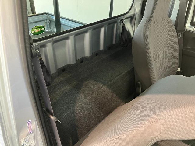 ハイゼットトラックジャンボ　４ＷＤ　ＡＴ車　走行２万６千キロ　車検整備付パートタイム４ＷＤ　荷台作業灯　キーレス　パワーウインドウ　ＡＴ車　エアコン　パワステ　リヤ４枚リーフスプリング　ＣＤステレオ（滋賀県）の中古車