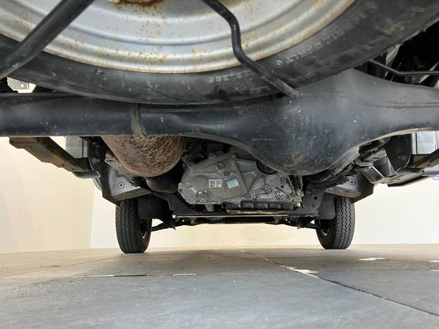 ハイゼットトラックジャンボ　４ＷＤ　ＡＴ車　走行２万６千キロ　車検整備付パートタイム４ＷＤ　荷台作業灯　キーレス　パワーウインドウ　ＡＴ車　エアコン　パワステ　リヤ４枚リーフスプリング　ＣＤステレオ（滋賀県）の中古車
