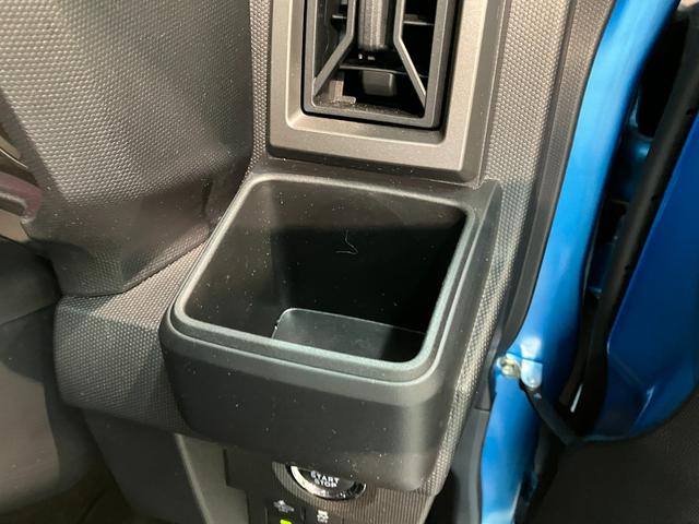 タフトＧターボクロムベンチャー　９型ナビ　バックカメラ　車検整備付追突被害軽減ブレーキ　スマアシ　コーナーセンサー　ＬＥＤ　スマートキー　レーダークルーズコントロール　シートヒーター　９インチフルセグナビ　ＤＶＤ　Ｂｌｕｅｔｏｏｔｈ　ＵＳＢ　バックカメラ　ドラレコ（滋賀県）の中古車