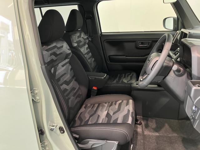 タフトＧダーククロムベンチャー　届出済未使用車　前席シートヒーター追突被害軽減ブレーキ　スマアシ　コーナーセンサー　ＬＥＤ　スマートキー　オートエアコン　前席シートヒーター　スカイフィールトップ　ナビ取付時用バックカメラ（滋賀県）の中古車