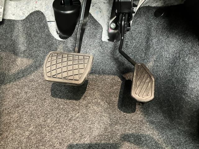タフトＧダーククロムベンチャー　届出済未使用車　前席シートヒーター追突被害軽減ブレーキ　スマアシ　コーナーセンサー　ＬＥＤ　スマートキー　オートエアコン　前席シートヒーター　スカイフィールトップ　ナビ取付時用バックカメラ（滋賀県）の中古車