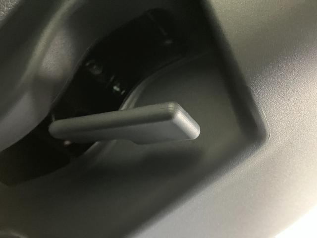 ムーヴキャンバスストライプスＧ　届出済未使用車　両側電動スライドドア追突被害軽減ブレーキ　スマアシ　コーナーセンサー　ＬＥＤ　スマートキー　前席シートヒーター　両側電動スライドドア　ナビ取付時用バックカメラ（滋賀県）の中古車